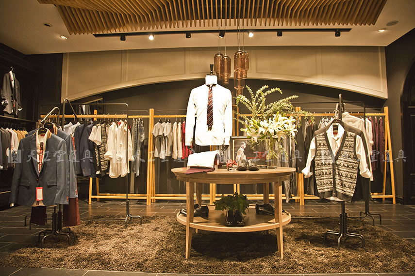 ZUO男裝專賣店 展示道具