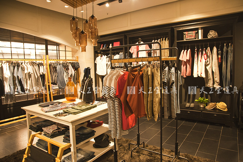 裝專賣店 展示道具