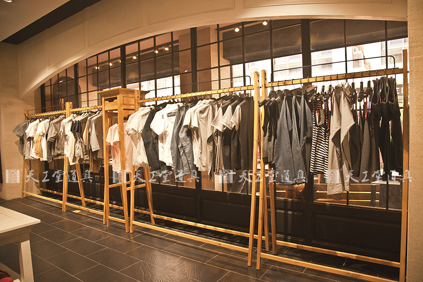 裝專賣店 展示道具