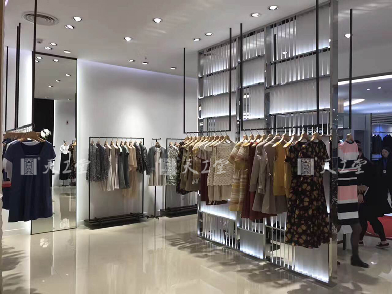 嘉興服裝展示架 19.jpg