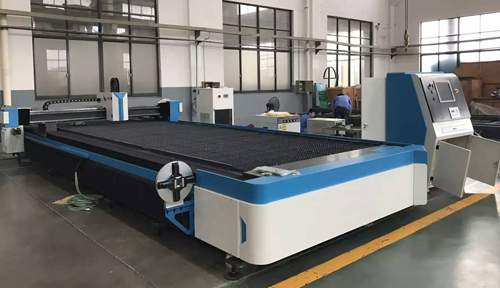 天工堂道具斥資200多萬購入最新德國光纖切割機