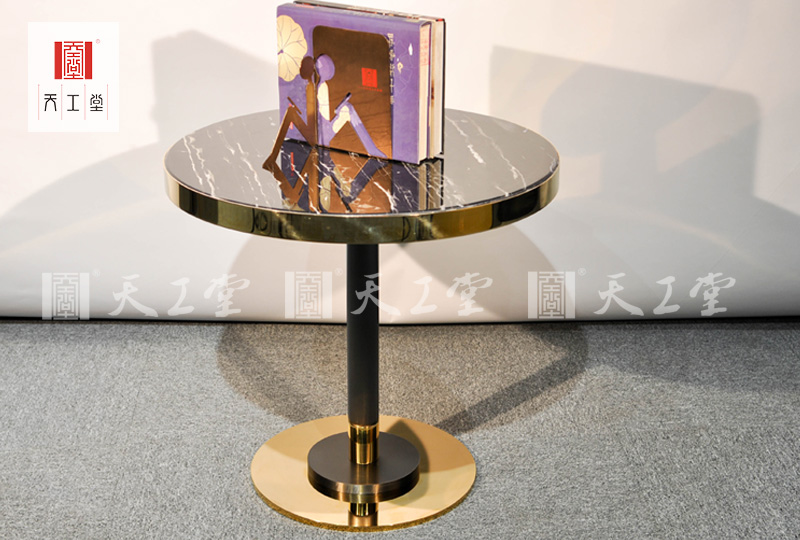 不銹鋼展示圓臺